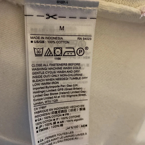 GAP LS Cardigan Sweater, Like New - Picture 7 of 7